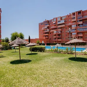 Apartamento Teatinos, Metro, Free Parking & Pool Málaga